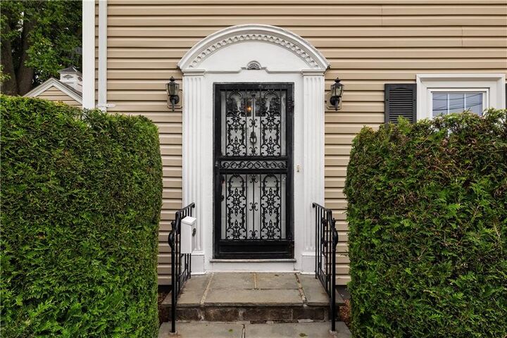 Property Photo:  10 Pelham Parkway  RI 02911 