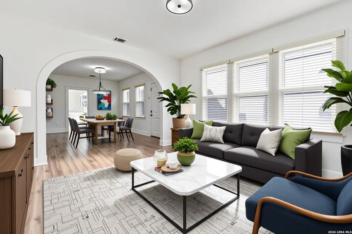 Property Photo:  749 E Ashby Pl  TX 78212 