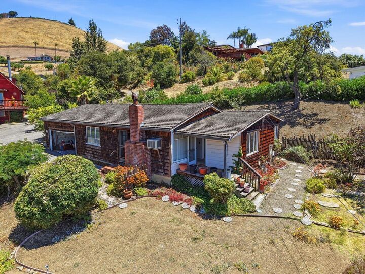 Property Photo: 15780 Rica Vista Way CA 95127