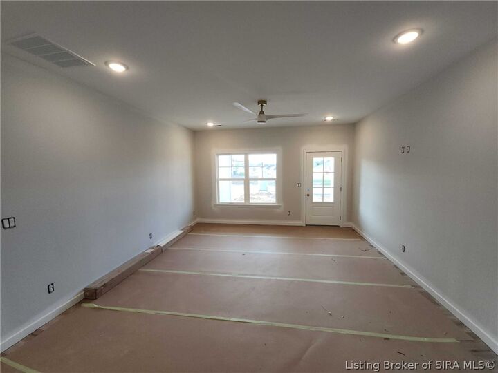 Property Photo: 5116 Abington Way 1533 IN 47111