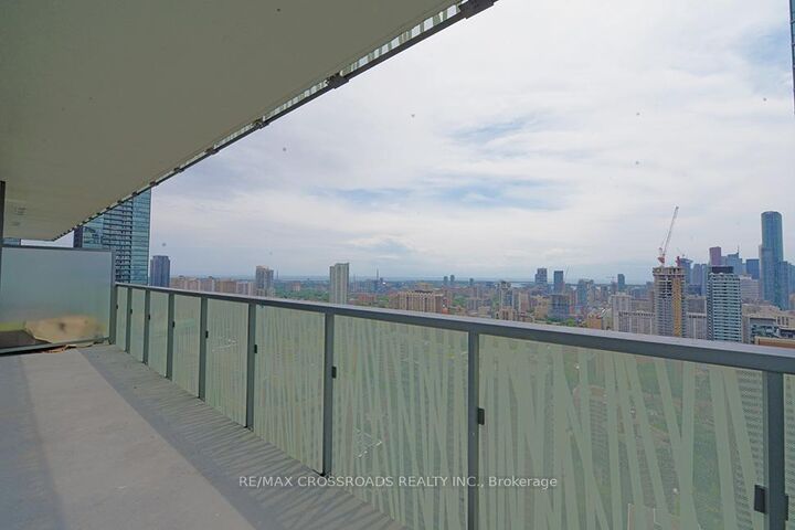 Property Photo:  50 Charles Street E 3205  ON M4Y 0C3 