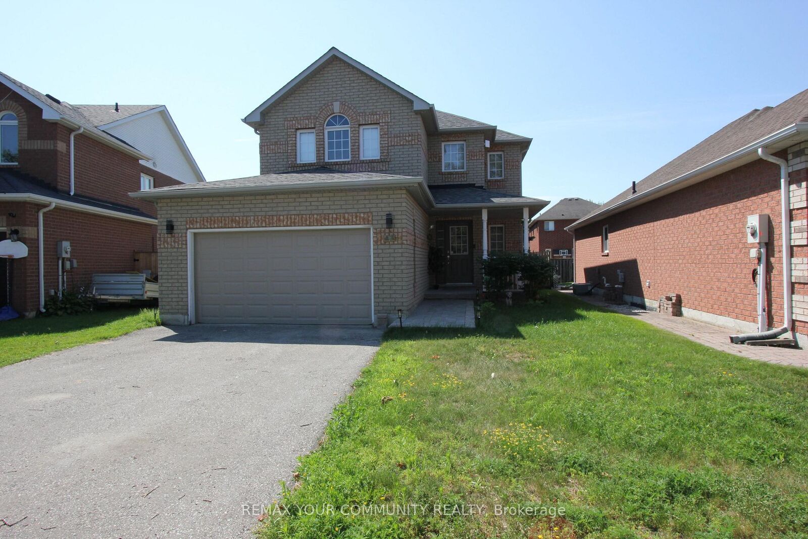 Property Photo: 47 Rinaldo Road ON L4P 3X9
