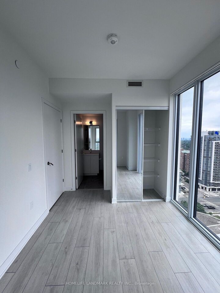 Property Photo:  5858 Yonge Street 2223  ON M2M 0C6 
