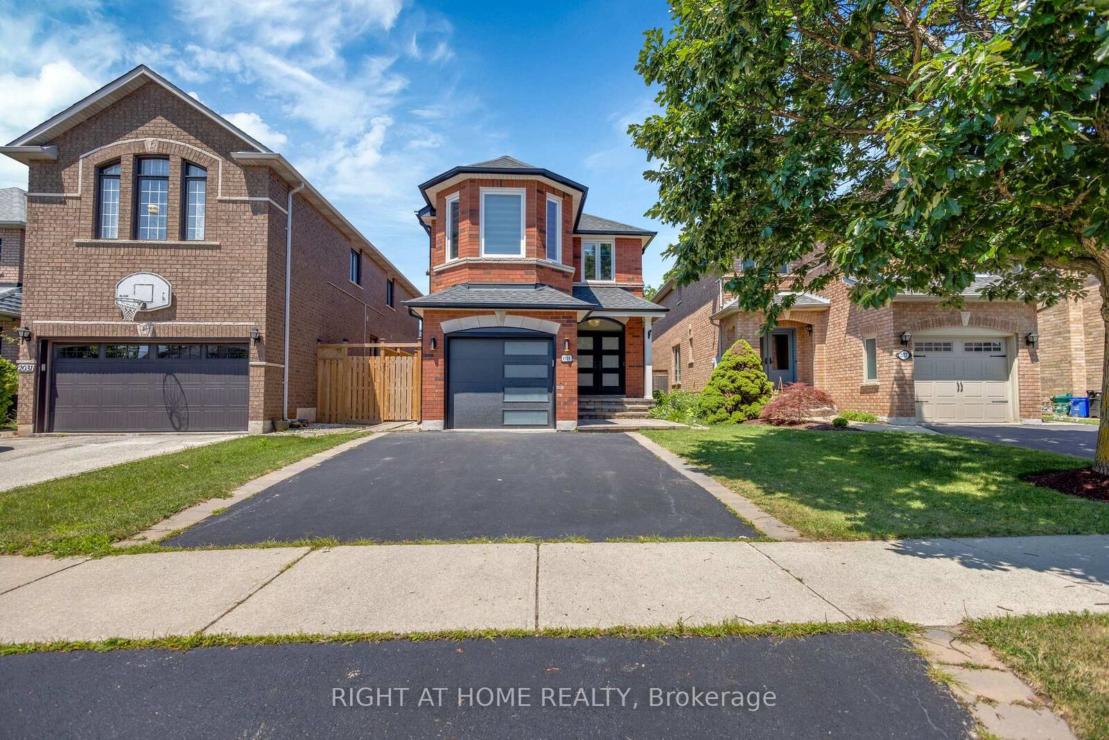 Property Photo:  2029 Westmount Drive  ON L6M 3P9 