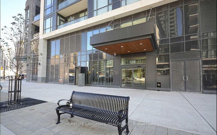 Property Photo:  510 Curran Place 1907  ON L5B 0J8 