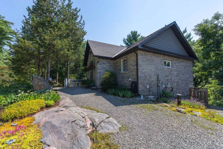 Property Photo:  369 Old River Road  ON K0E 1R0 