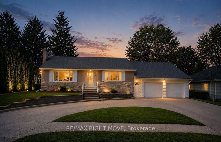 Property Photo: 94 Fittons Road E ON L3V 2J5