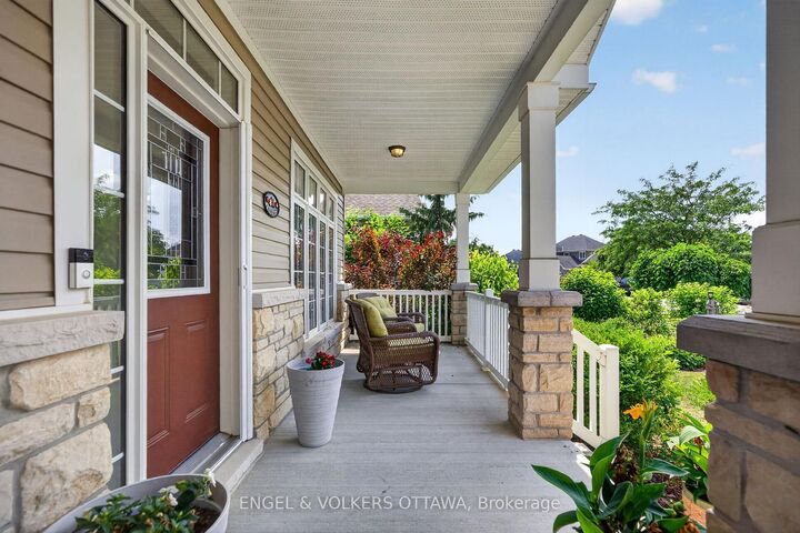 Property Photo: 106 Equinelle Drive ON K0G 1J0