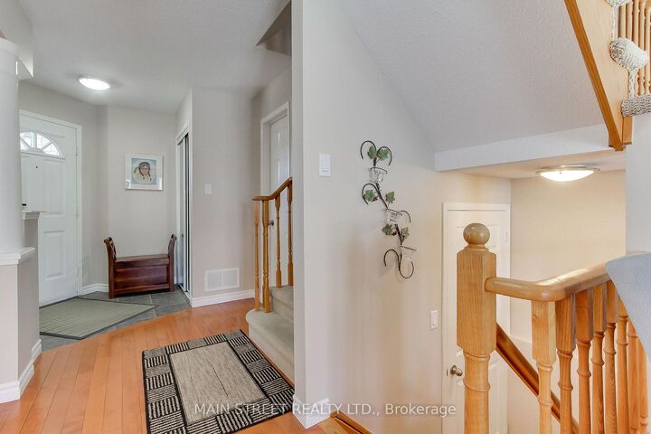Property Photo:  130 Rush Road  ON L4G 7G4 
