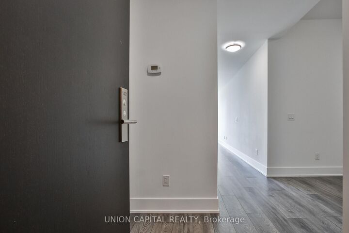 Photo de la propriété: 403 Church Street 1401 ON M4Y 0C9