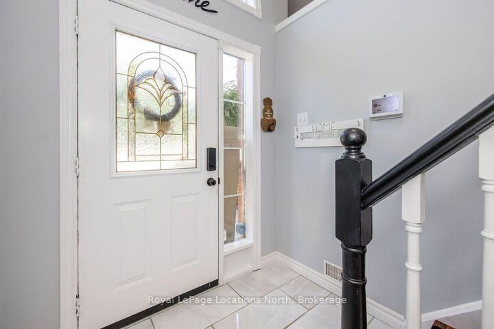 Property Photo: 7 Coles Court ON L9Z 1H5