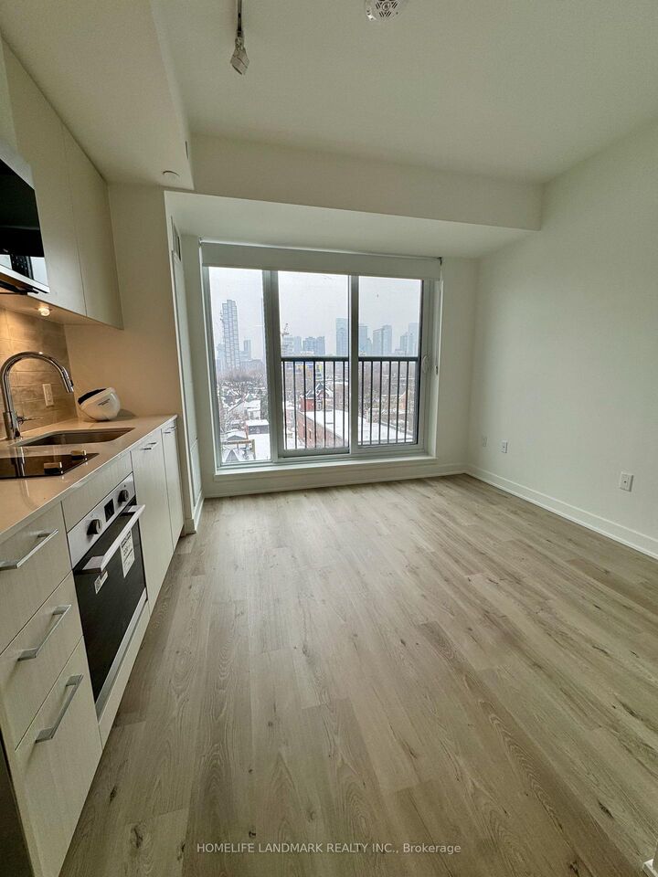 Property Photo:  30 Dreamers Way 548  ON M5A 0Y7 