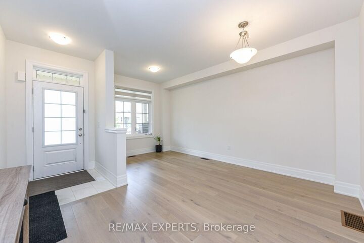 Property Photo:  43 Grassbank Road  ON L6R 4E3 