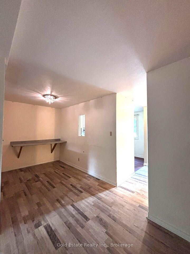 Property Photo:  490 Third Street 40  ON N5V 4A2 