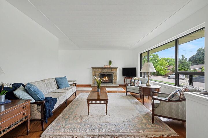 Property Photo:  11 Marshall Avenue  ON L8T 1W9 
