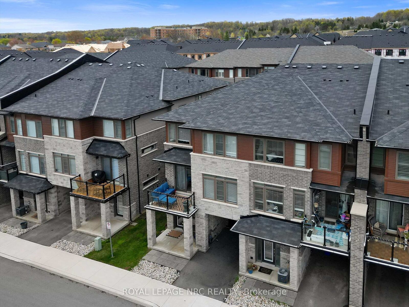 Property Photo:  5000 Connor Drive 17  ON L3J 0T4 
