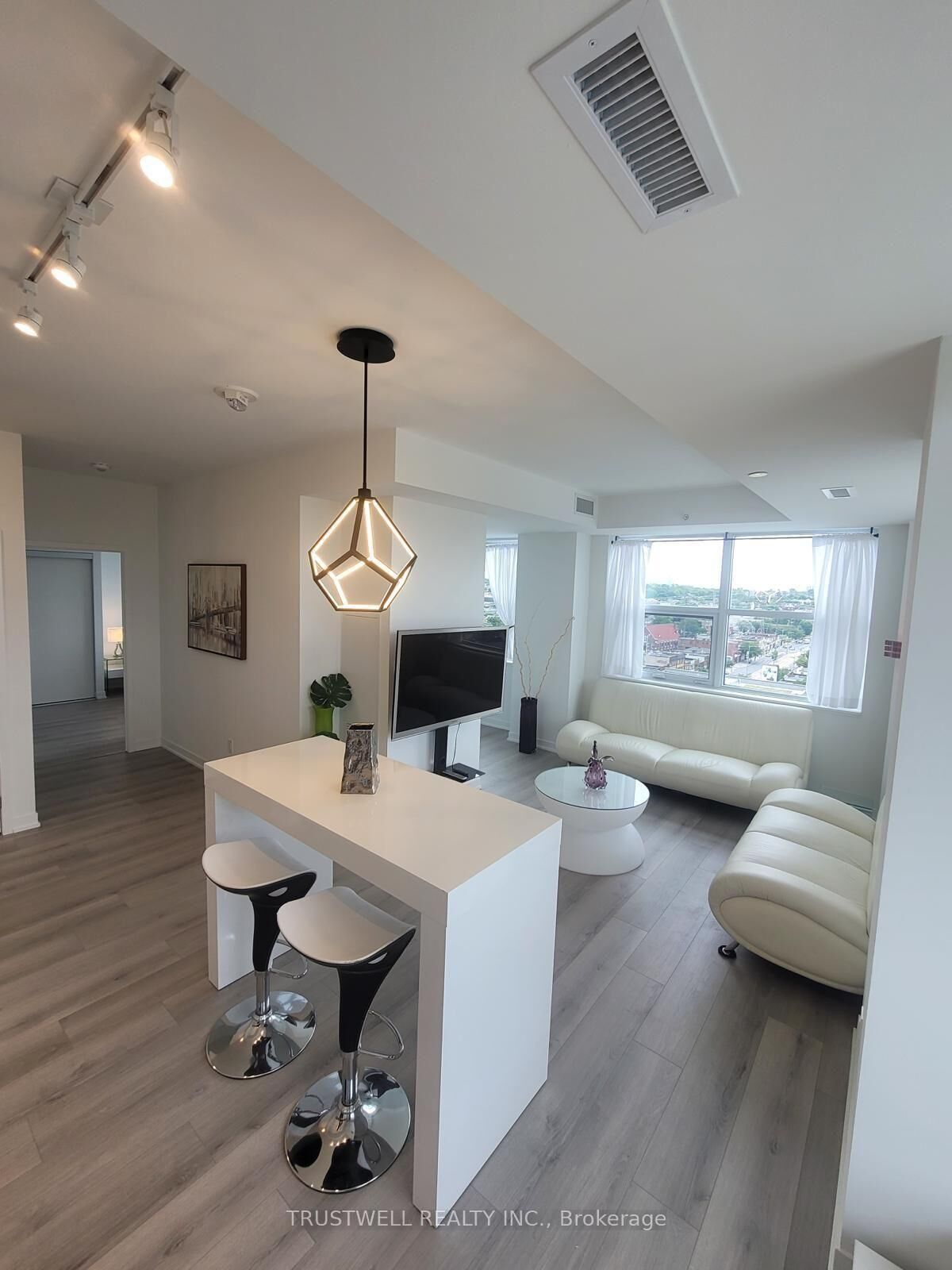 Property Photo:  1787 St. Clair Avenue W 1013  ON M6N 0B7 