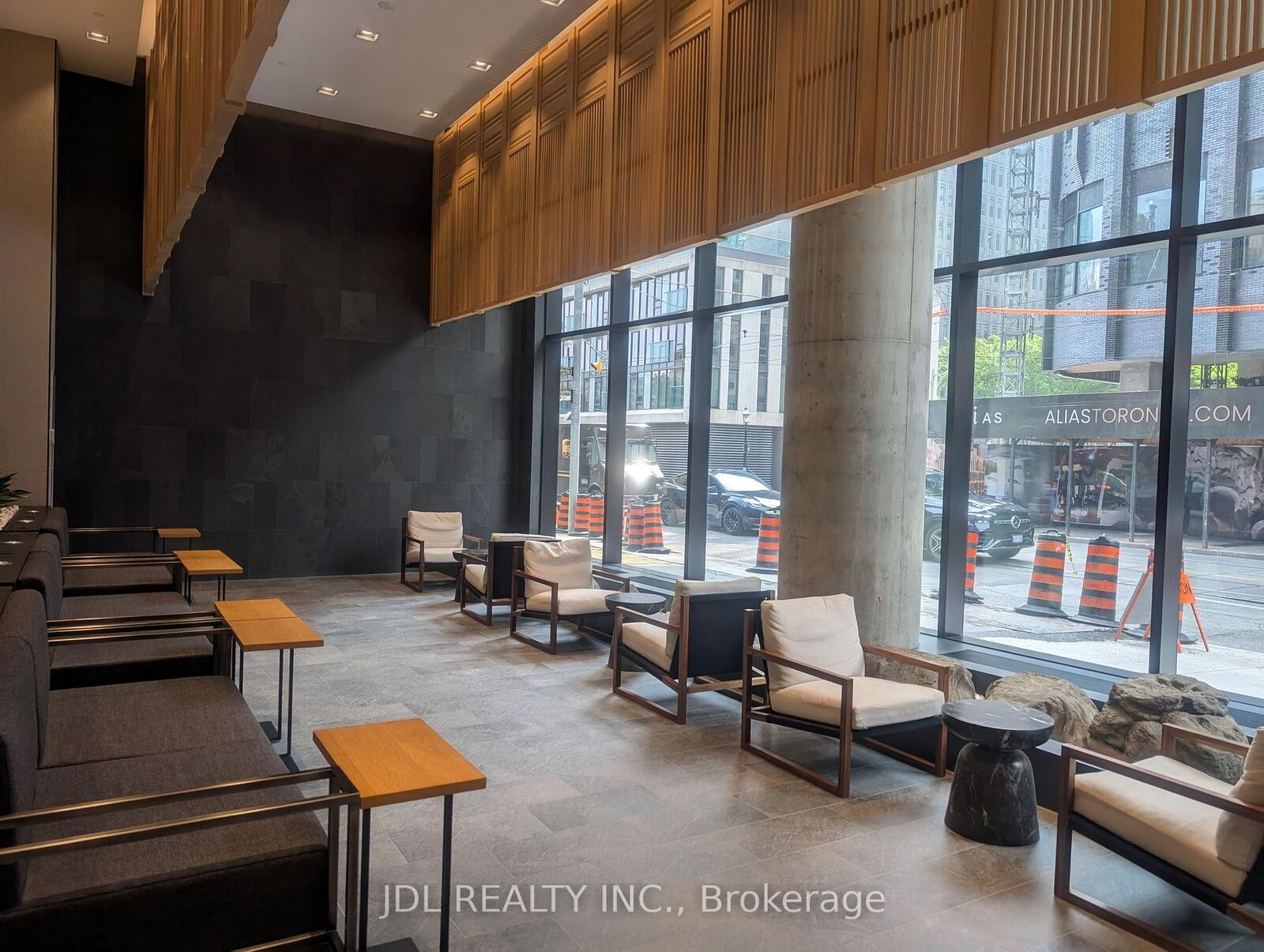Photo de la propriété:  89 Church Street 3809  ON M5C 0B7 
