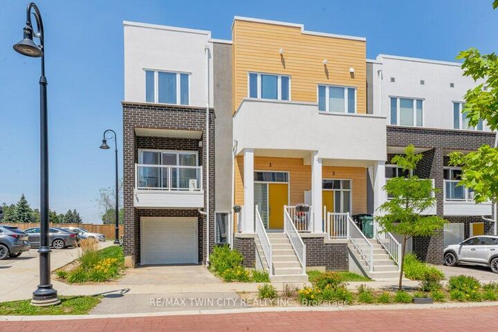 Property Photo:  3 Visionary Avenue  ON N2R 0R7 