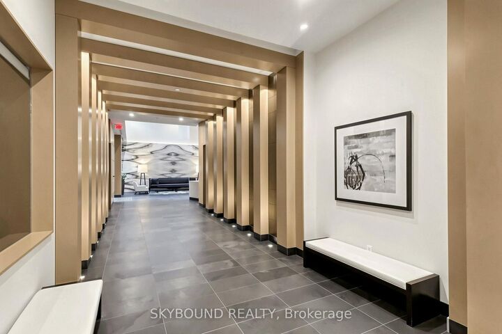 Property Photo:  55 Front Street E 422  ON M5E 0A7 