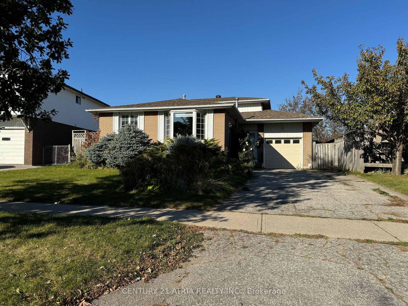 Property Photo:  125 Amberjack Boulevard  ON M1H 2J6 