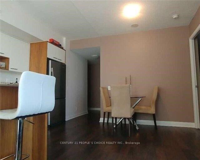 Property Photo: 5 Valhalla Inn Road W 1907 ON M9B 0B1