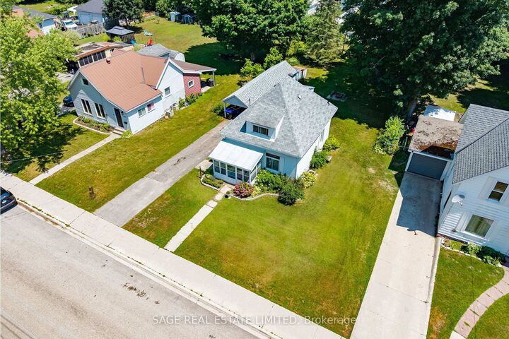 369 Queen Street — photo 1
