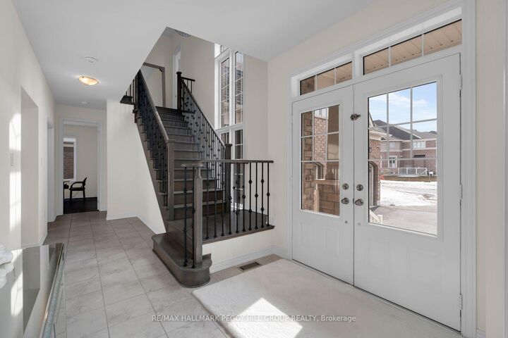 Property Photo: 113 Rugman Crescent ON L9X 2A5