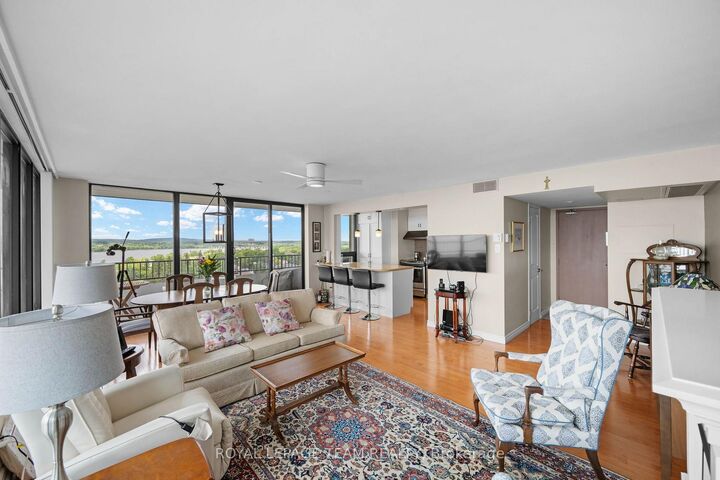Property Photo:  370 Dominion Avenue 1102  ON K2A 3X4 