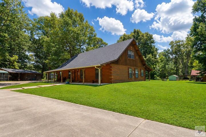 Property Photo:  3202 Jason Lane  TX 75503 