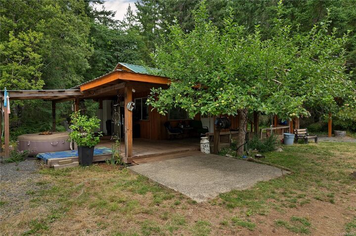Property Photo:  3866 Pinecrest Rd  BC V9J 1E6 