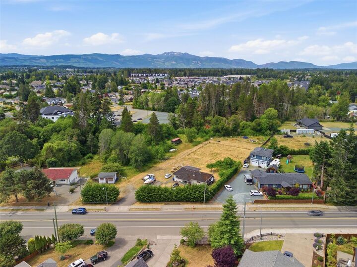 Property Photo: 617 Temple St BC V9P 1A5