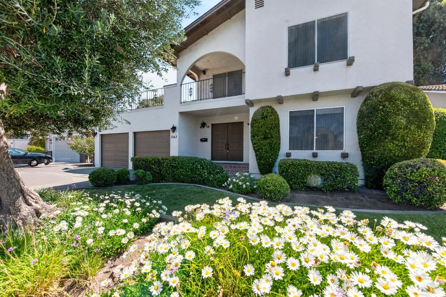 Property Photo:  843 Coventry Lane  CA 94533 