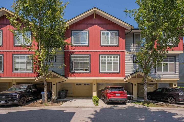 Property Photo: 13886 62 Avenue 10 BC V3X 0G2
