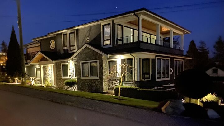 Property Photo: 932 Ash Street BC V4B 4K1