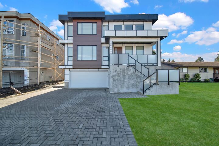 20884 48 Avenue — photo 1