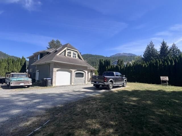 Property Photo: 38940 Loggers Lane BC V8B 0A4