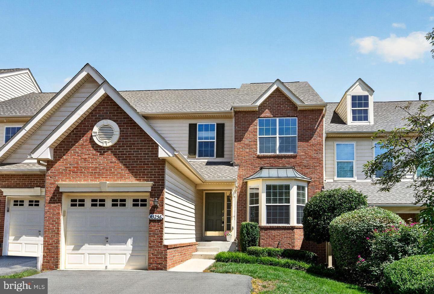 Property Photo:  43256 Baltusrol Terrace  VA 20147 