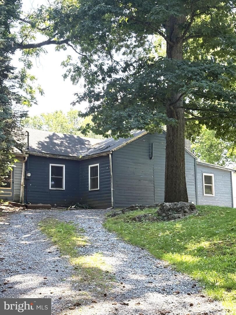 Property Photo:  22 Fairview Street  PA 17015 