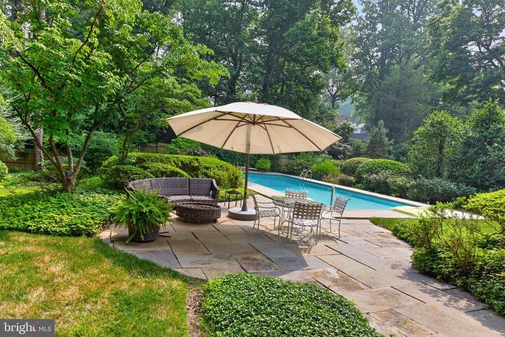 Property Photo: 11801 Riders Lane VA 20191