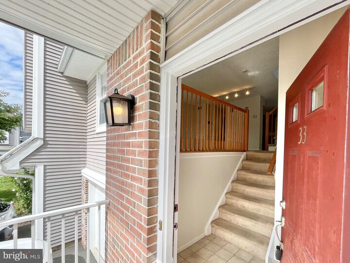 Property Photo:  33 Ketley Place  NJ 08540 