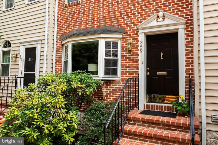 Property Photo: 359 N Arch Street PA 17603