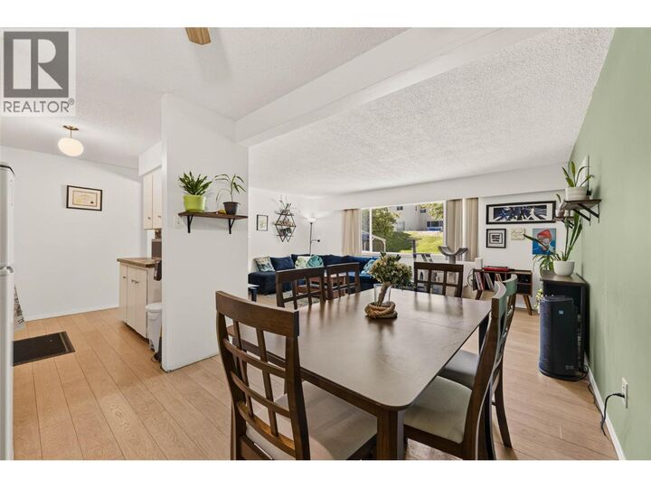Property Photo: 429 Richards W Street BC V1L 3K2