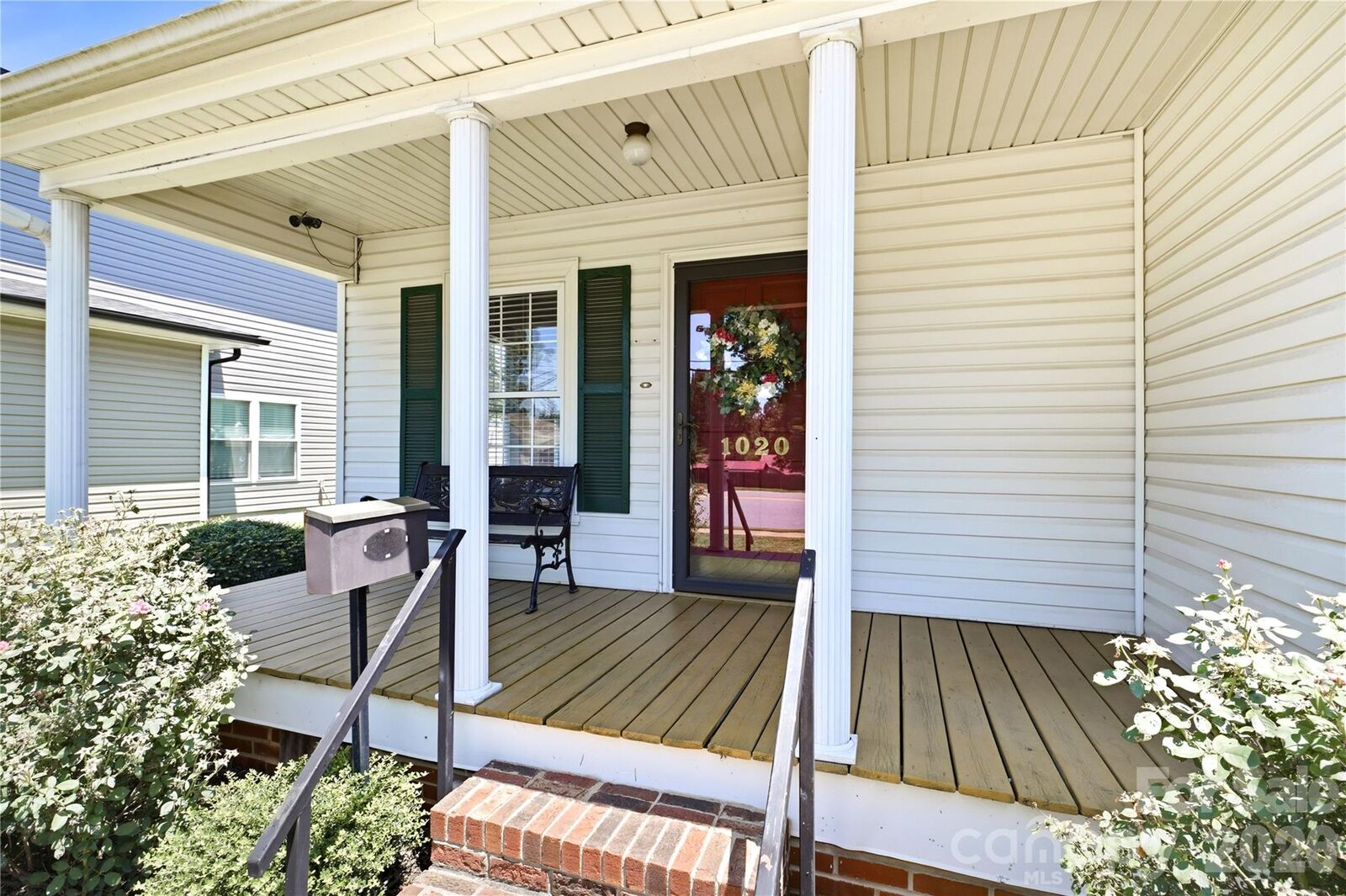 Property Photo: 1020 W C Street NC 28081