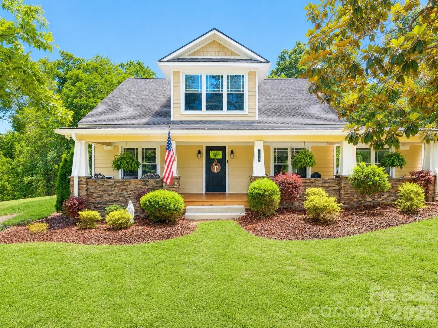 Property Photo: 708 N Grove Street NC 28092