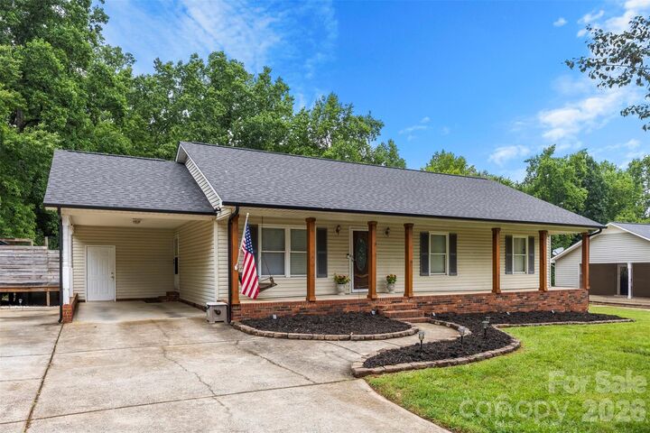 Property Photo: 164 Harry Robinson Street NC 28034