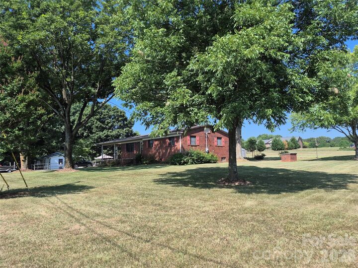 Property Photo: 1267 Howards Creek Mill Road NC 28168