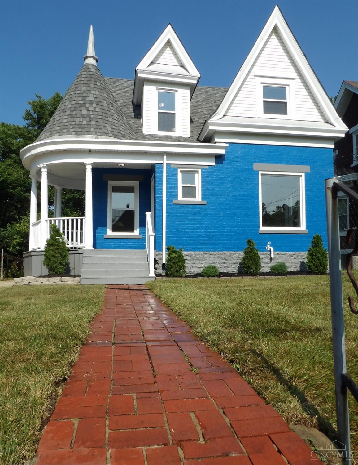 Property Photo:  753 Wells Street  OH 45205 