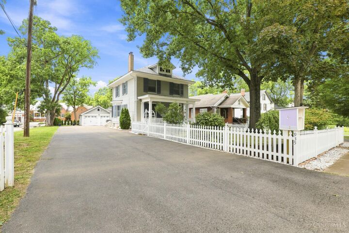 Property Photo:  935 Congress Avenue  OH 45246 