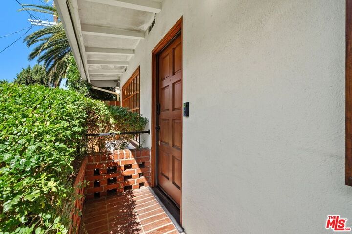 Property Photo:  9667 Yoakum Dr  CA 90210 